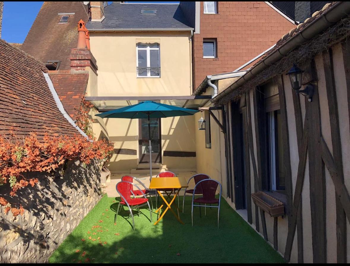 Les 3 P'Tites Pom'S Hotel Alençon Екстериор снимка