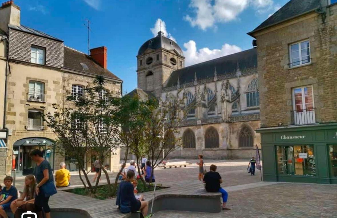 Les 3 P'Tites Pom'S Hotel Alençon Екстериор снимка